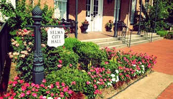 Selma City Hall